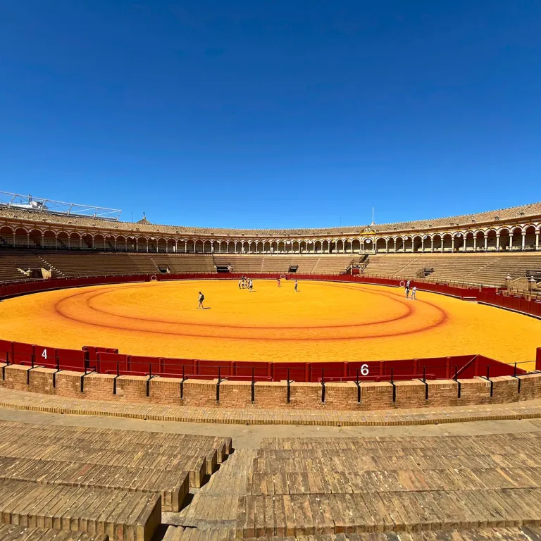 Plaza de Toros de la Maestranza: a visit and e ...