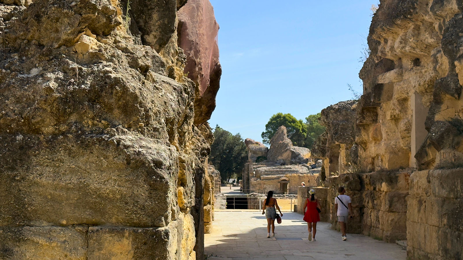 Notre visite de la cité d’Italica et du Monast ...