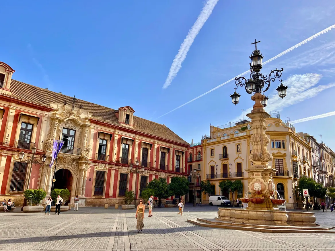 Plaza Virgen de los Reyes